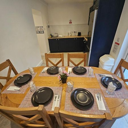 3 Eyre Square Lane Apartment Galway Bagian luar foto