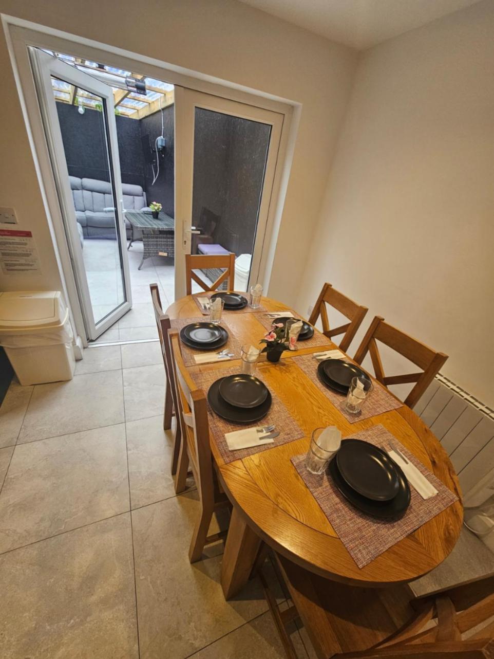 3 Eyre Square Lane Apartment Galway Bagian luar foto